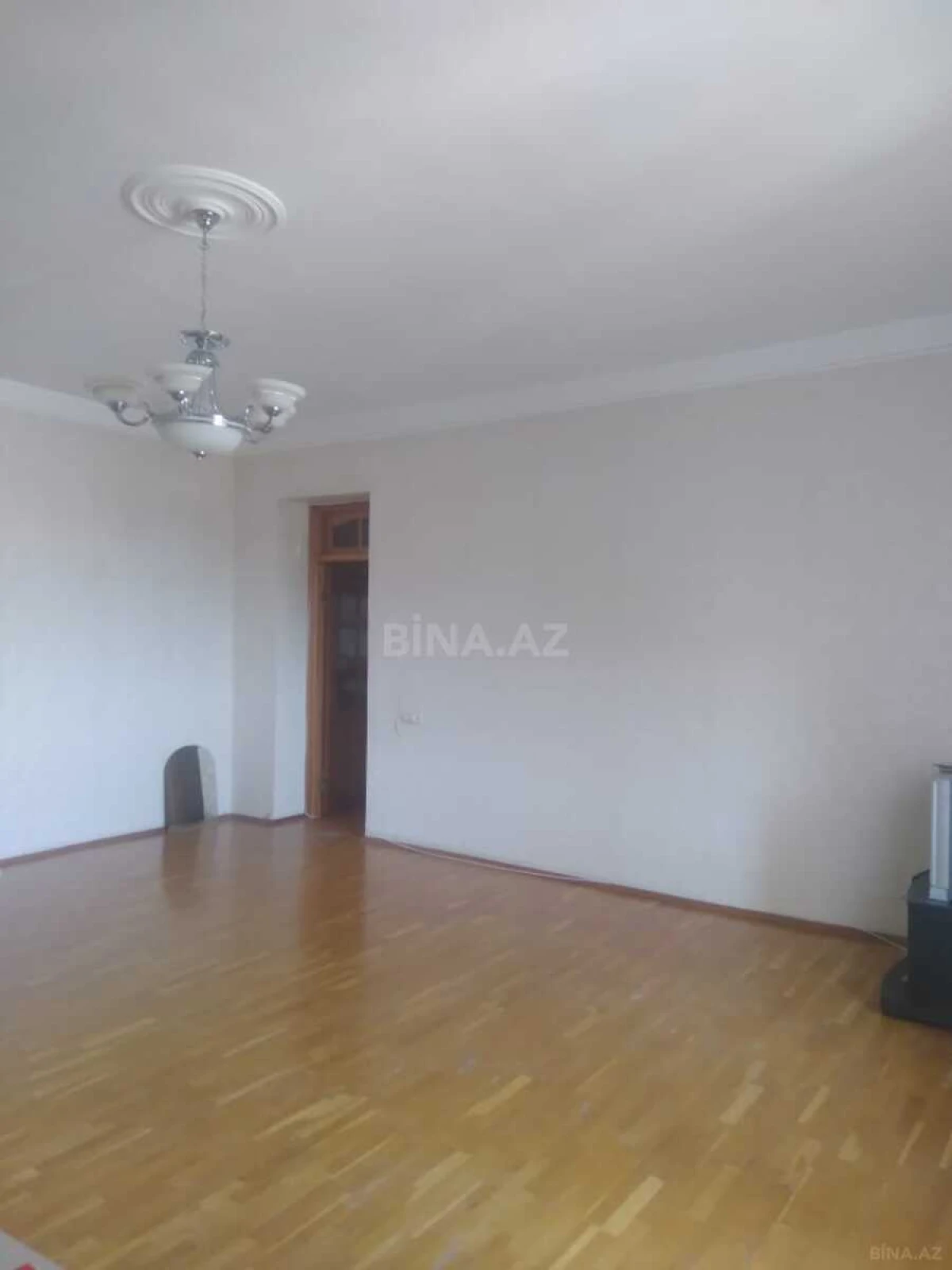 Satılır 3 otaqlı mənzil 100 m²