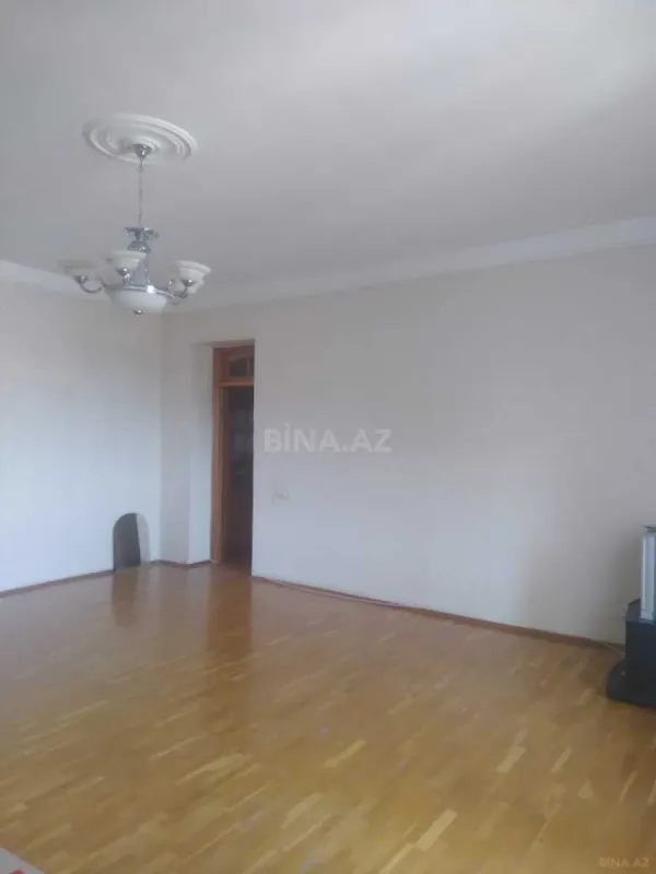 Satılır 3 otaqlı mənzil 100 m²