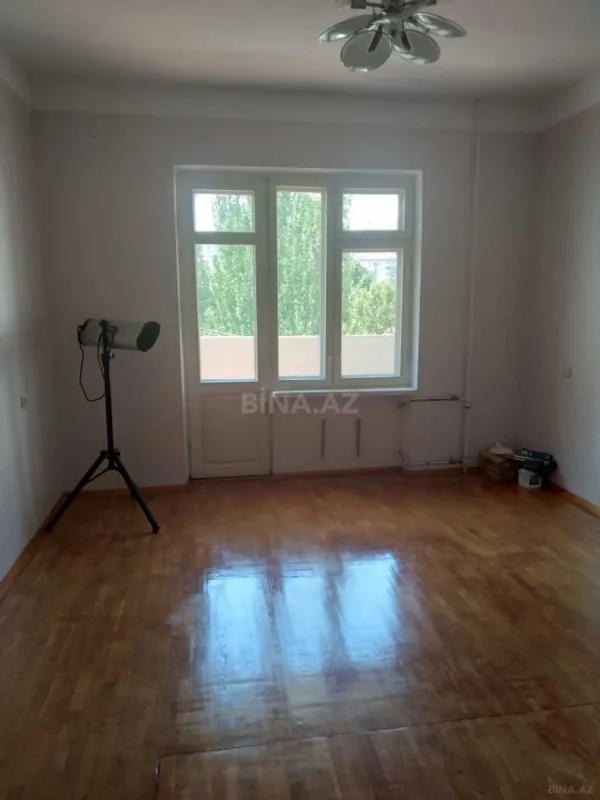 Satılır 3 otaqlı mənzil 100 m²