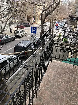 Kirayə verilir 2 otaqlı mənzil 50 m²