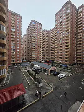 Satılır 2 otaqlı mənzil 84 m² — Bakı, İnşaatçılar 2 otaq 84.00 m²