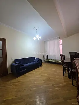 Satılır 2 otaqlı mənzil 84 m²