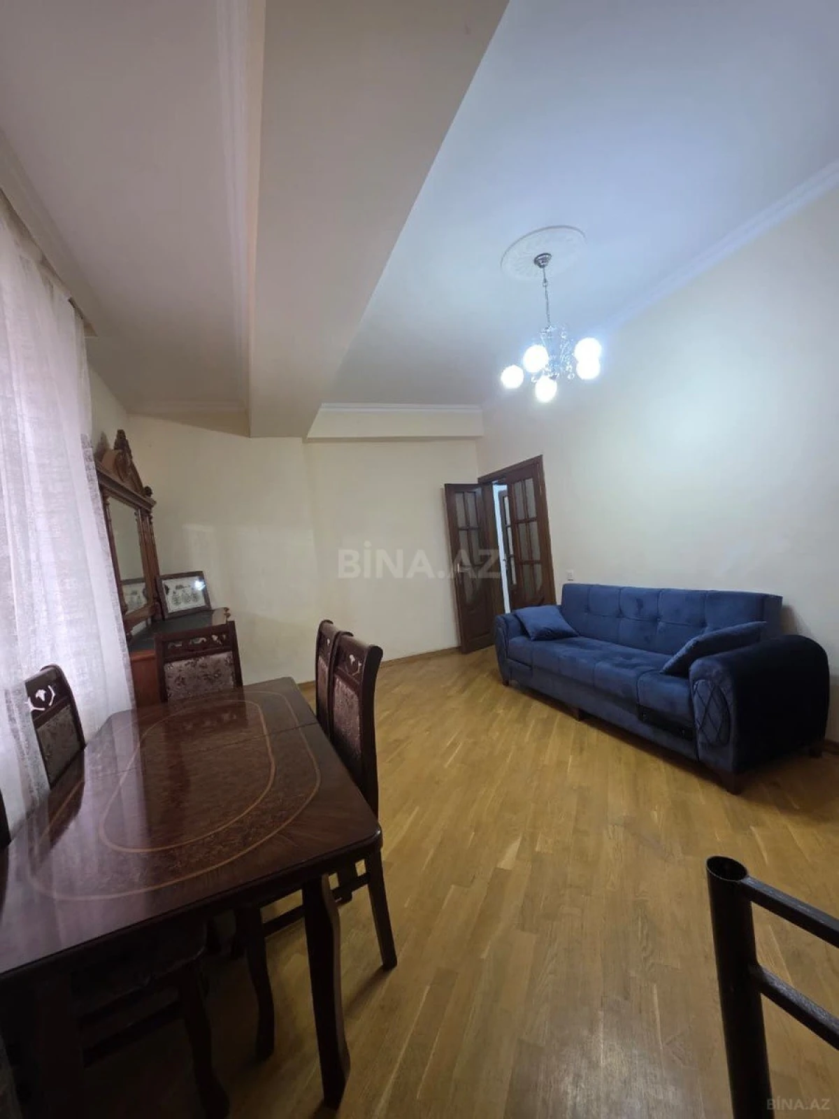 Satılır 2 otaqlı mənzil 84 m²