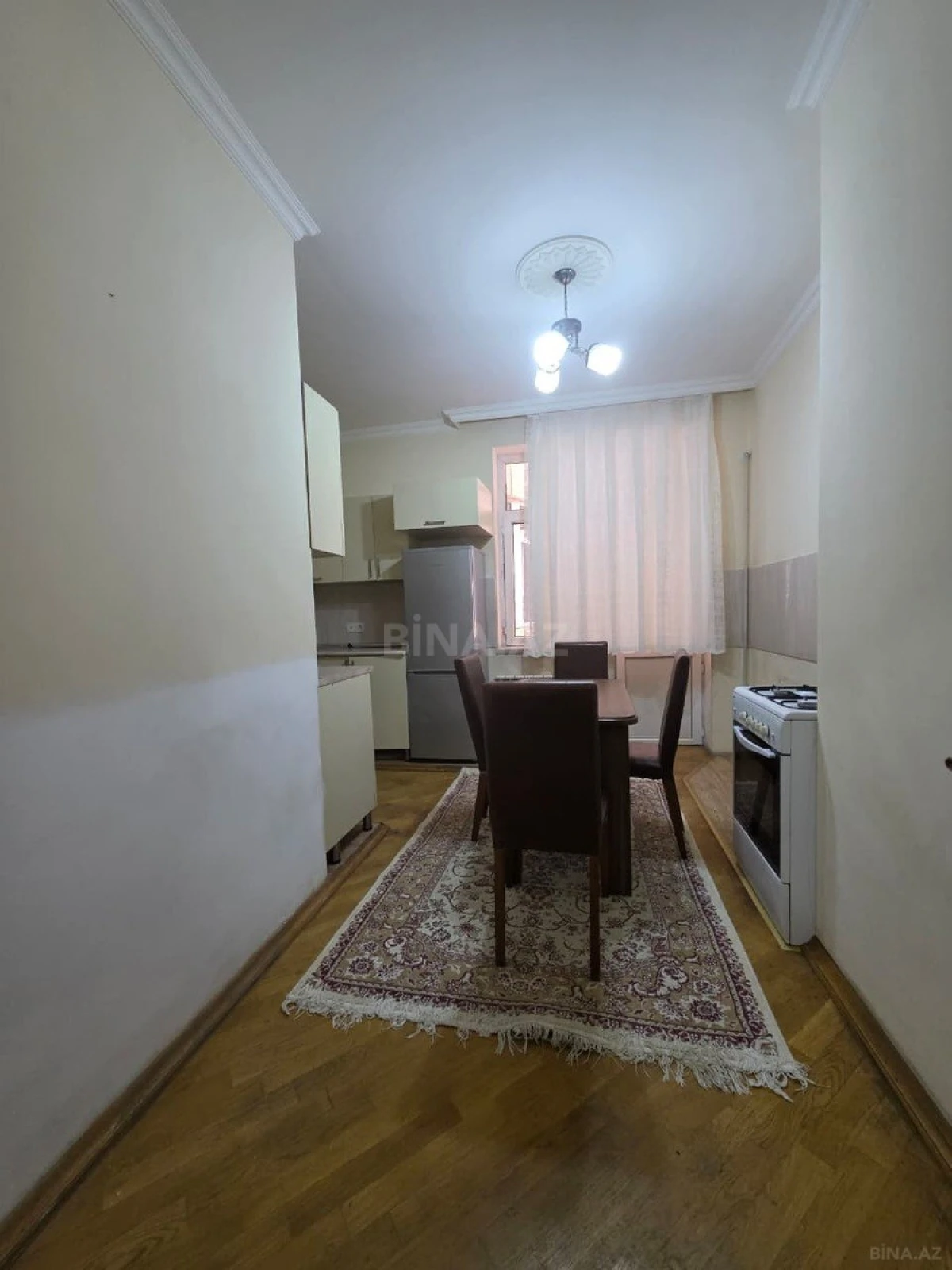 Satılır 2 otaqlı mənzil 84 m²