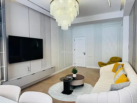 Satılır 3 otaqlı mənzil 120 m²