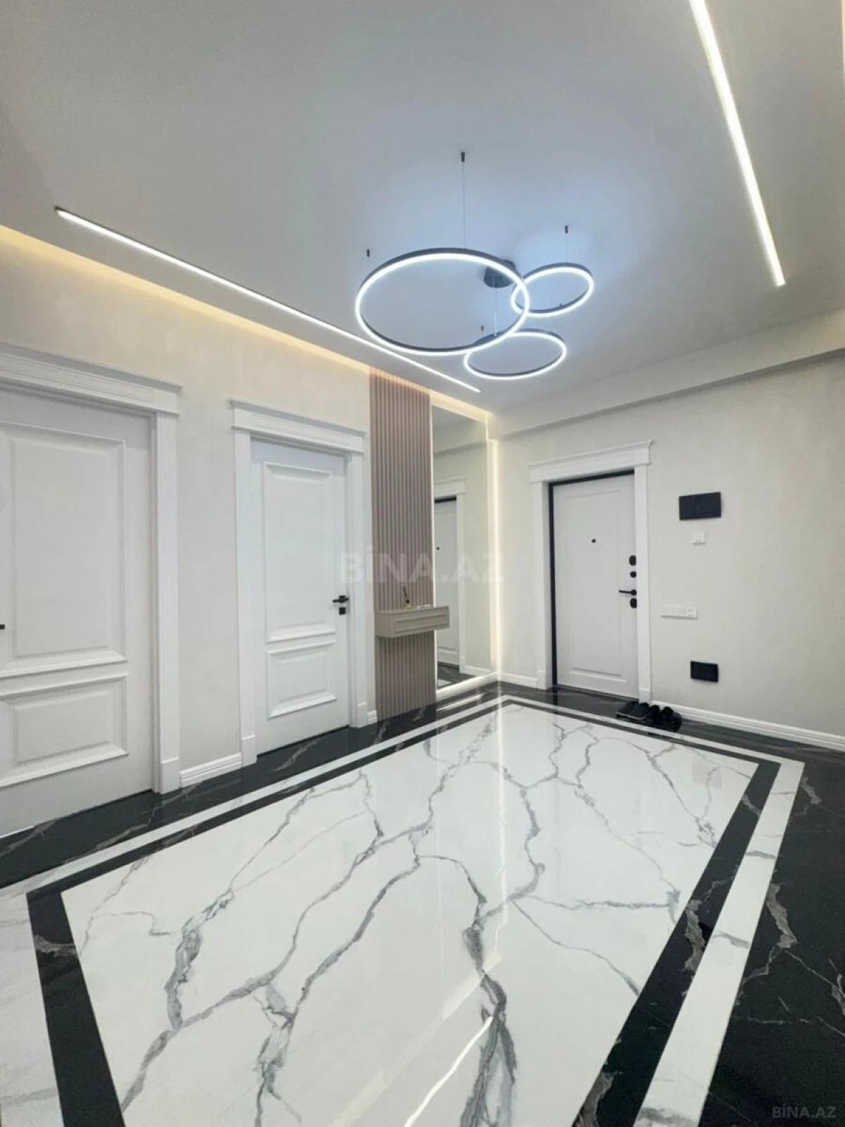 Satılır 3 otaqlı mənzil 120 m²