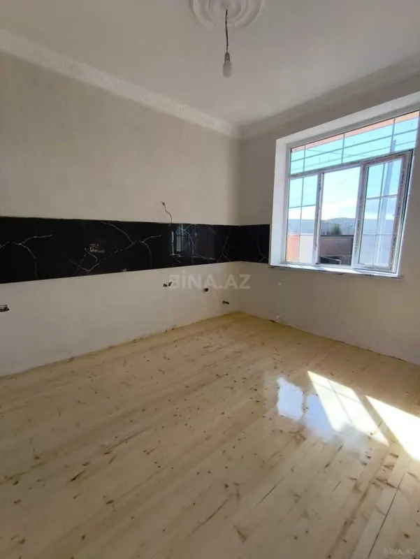 Satılır 4 otaqlı həyət evi 120 m²