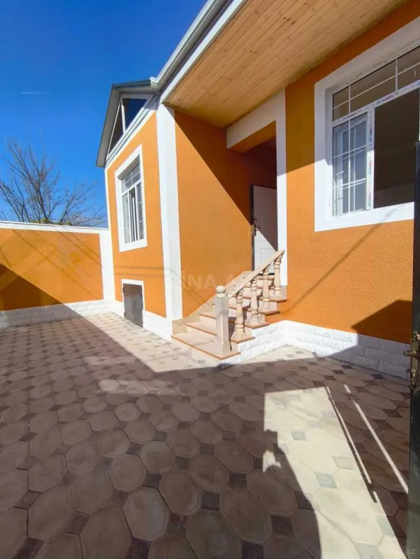 Satılır 4 otaqlı həyət evi 120 m²