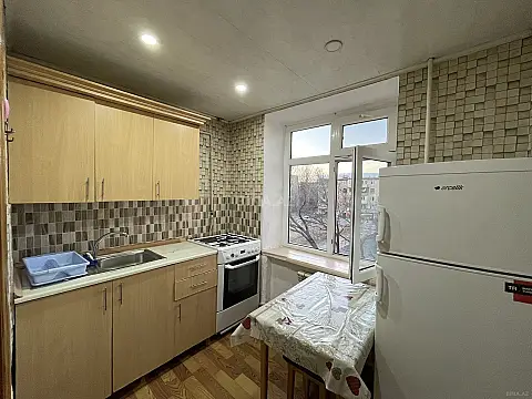 Kirayə verilir 2 otaqlı mənzil 50 m²
