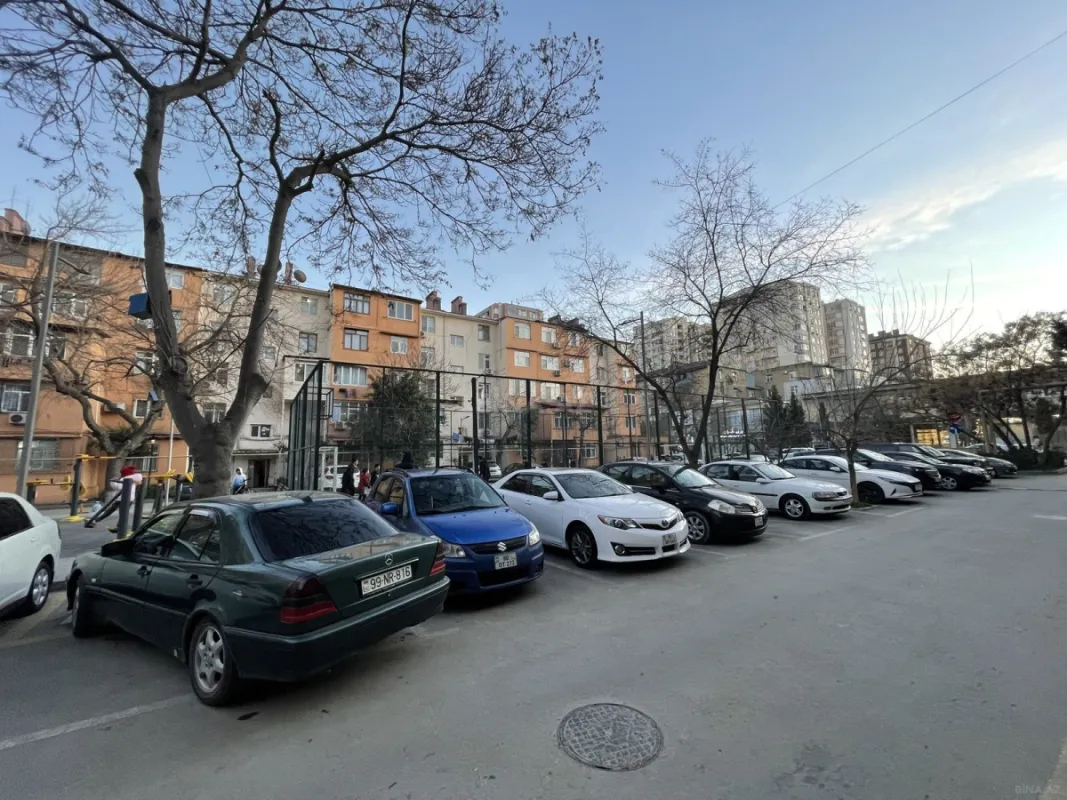 Kirayə verilir 2 otaqlı mənzil 50 m²
