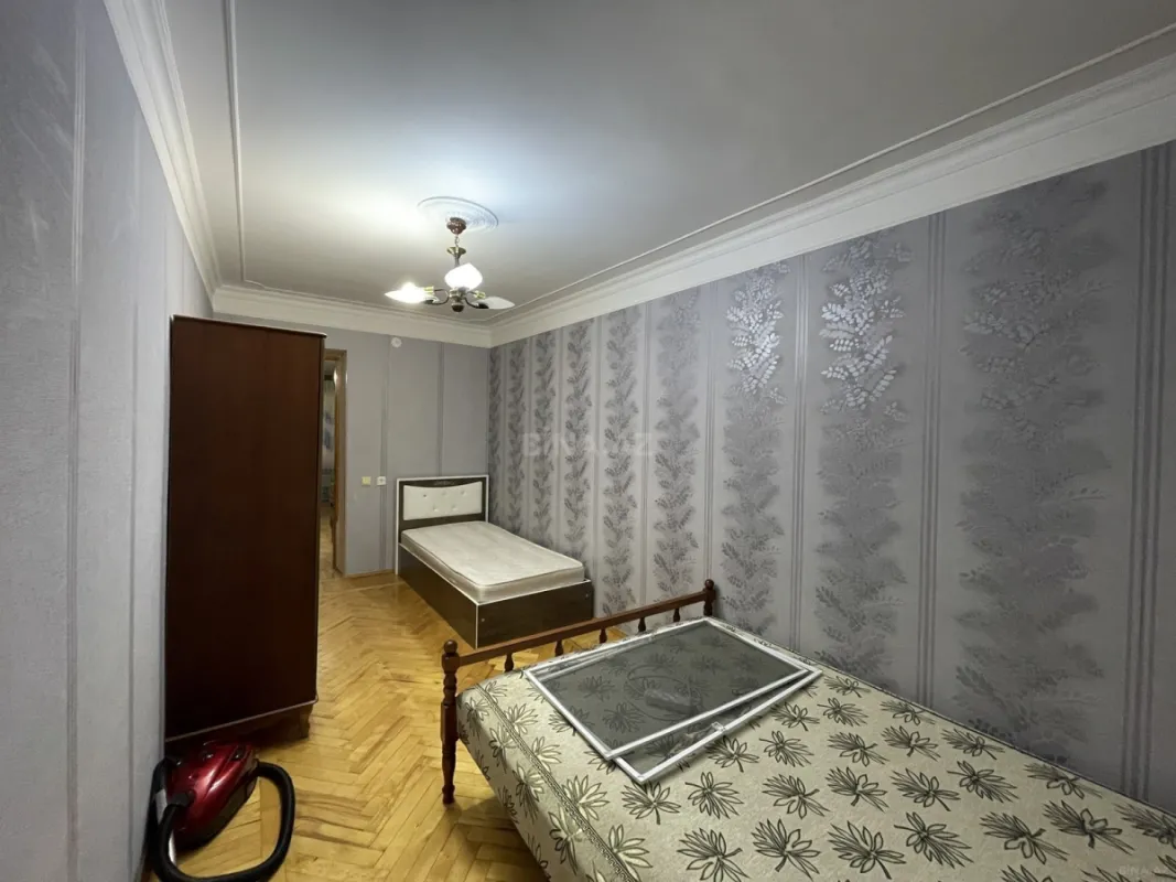 Kirayə verilir 2 otaqlı mənzil 50 m²