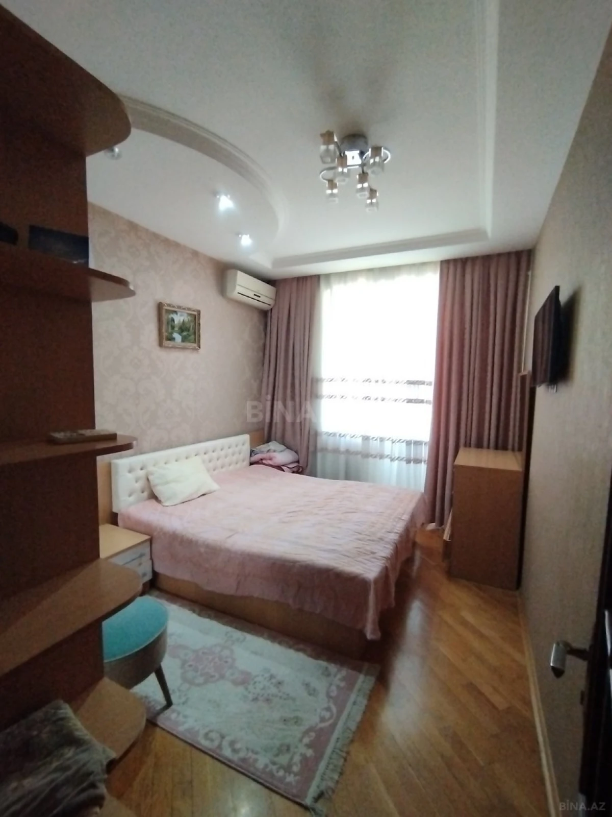 Satılır 3 otaqlı mənzil 126 m²