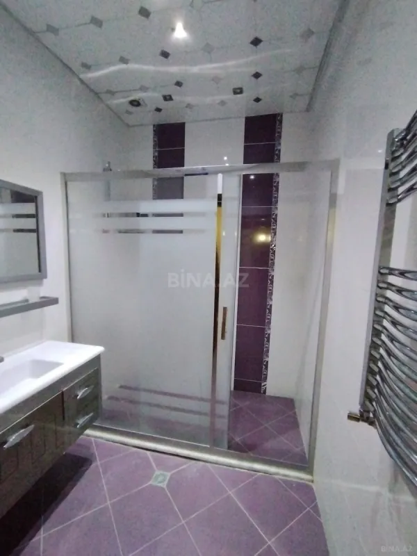 Satılır 3 otaqlı mənzil 126 m²
