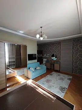 Satılır 3 otaqlı mənzil 126 m²