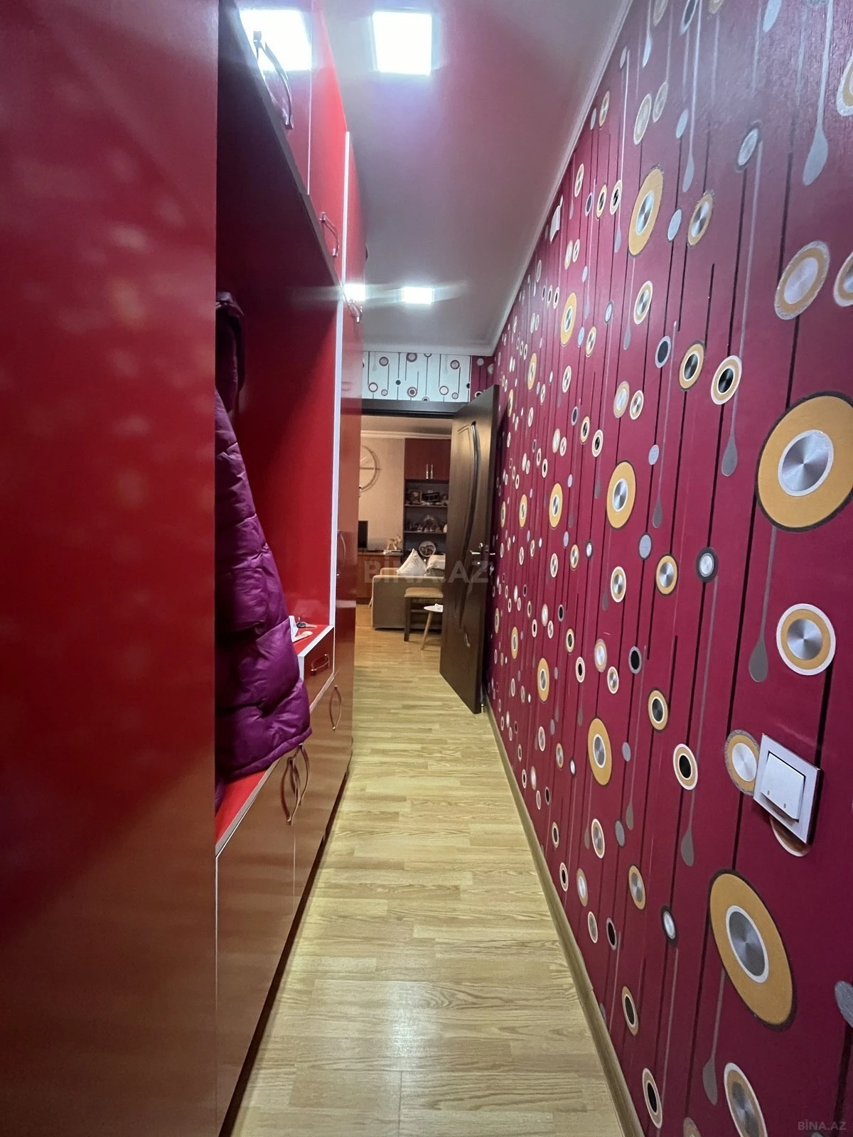 Satılır 1 otaqlı mənzil 40 m²