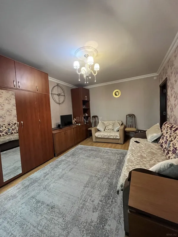 Satılır 1 otaqlı mənzil 40 m²