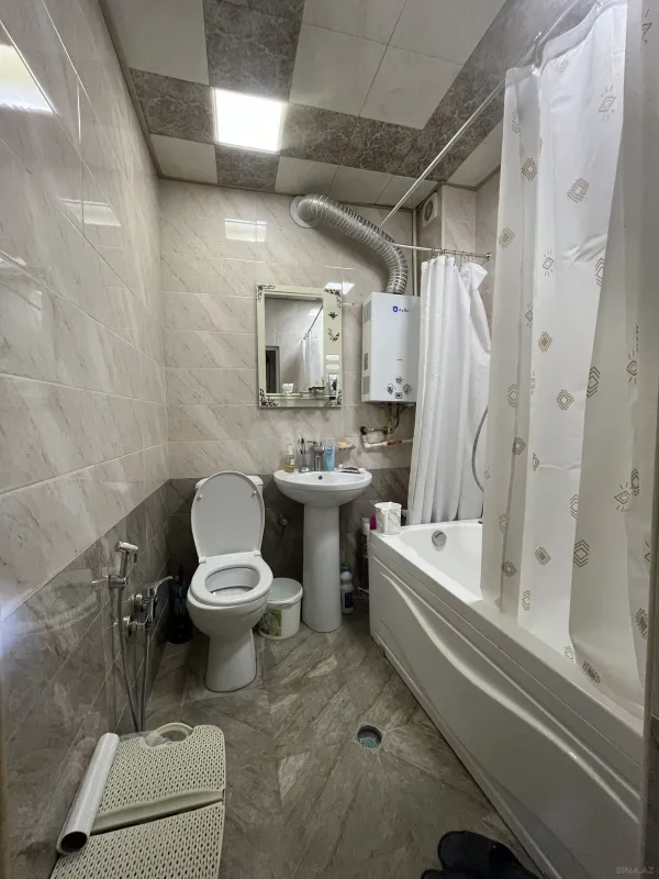 Satılır 1 otaqlı mənzil 40 m²