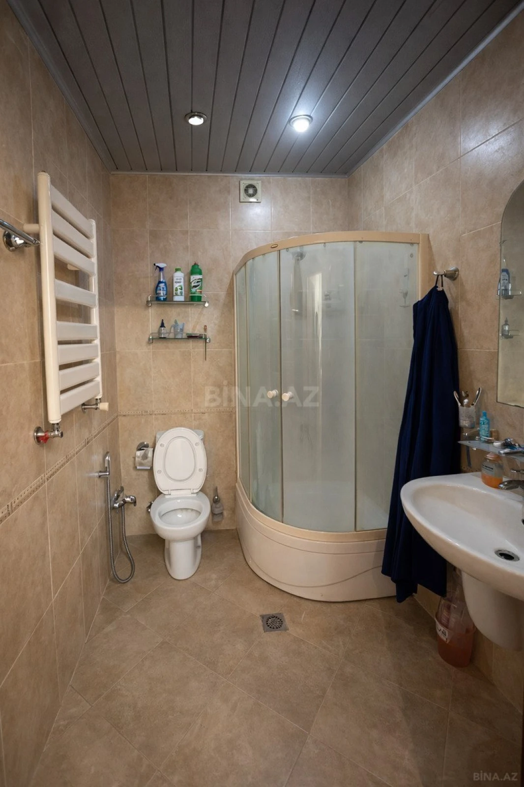 Satılır 3 otaqlı mənzil 167 m²