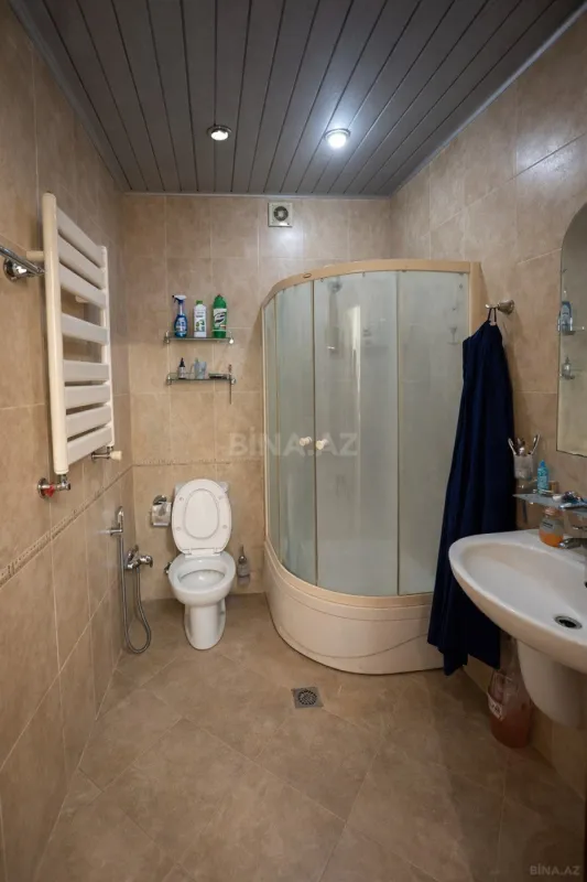 Satılır 3 otaqlı mənzil 167 m²