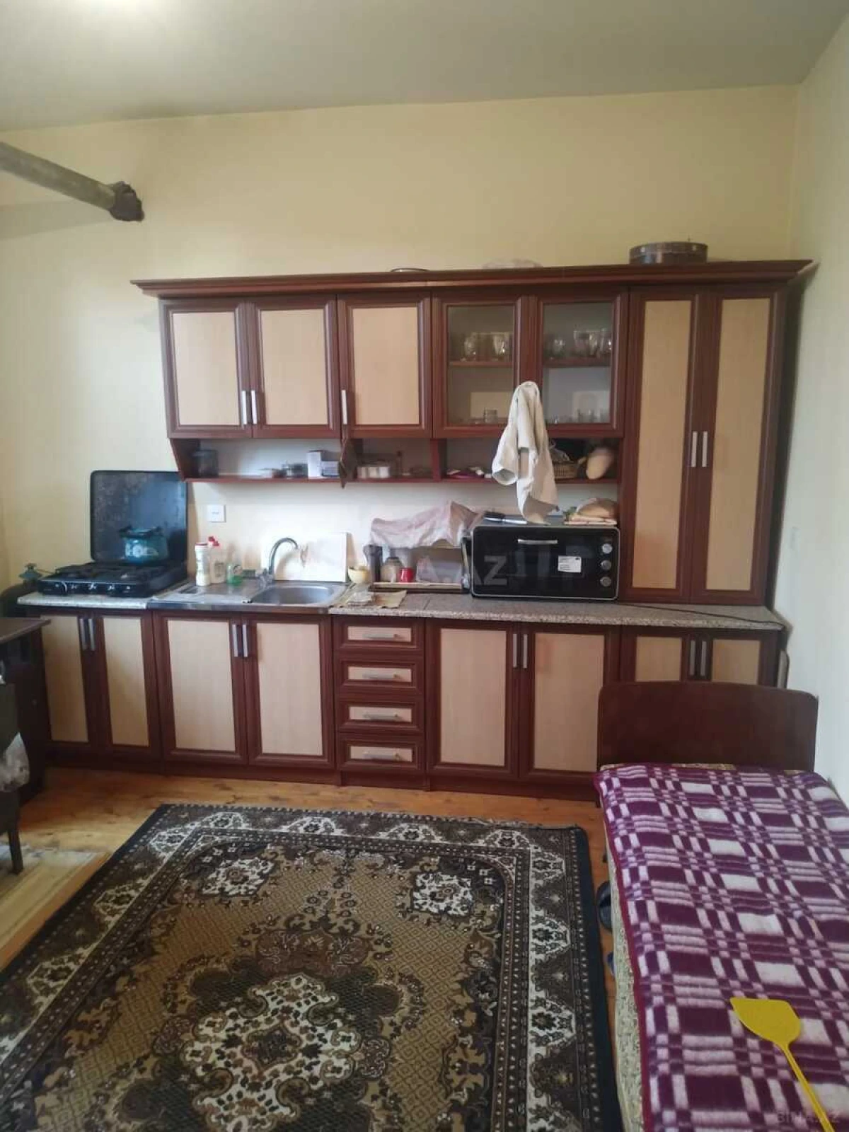 Satılır 6 otaqlı həyət evi 200 m²