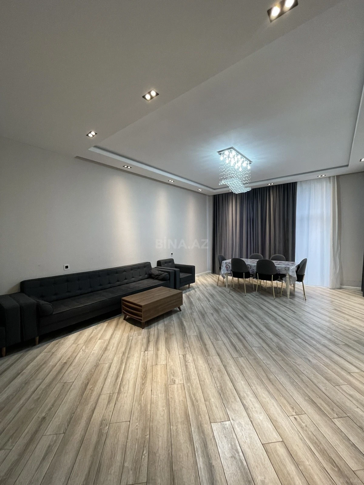 Kirayə verilir 5 otaqlı həyət evi 300 m²