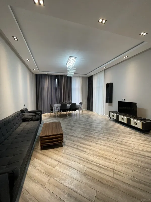 Kirayə verilir 5 otaqlı həyət evi 300 m²