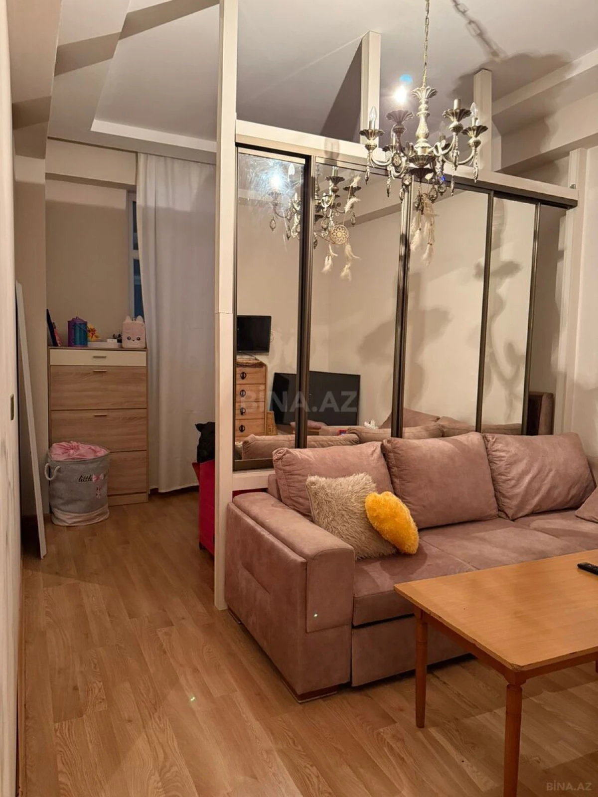 Kirayə verilir 2 otaqlı mənzil 55 m²