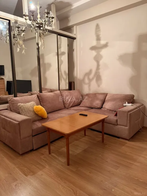 Kirayə verilir 2 otaqlı mənzil 55 m²
