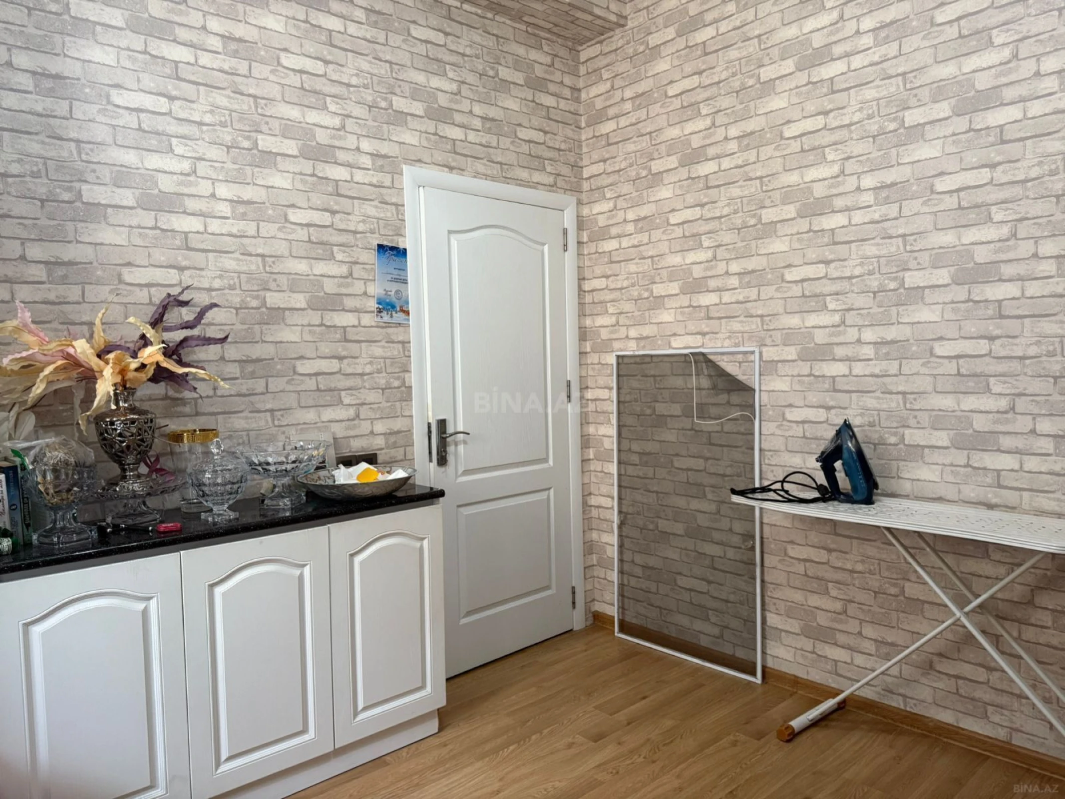 Kirayə verilir 2 otaqlı mənzil 55 m²