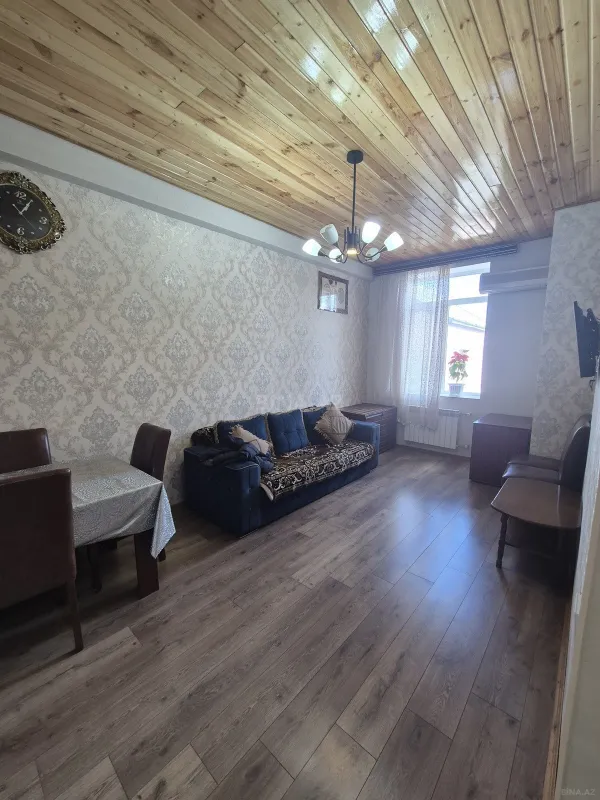 Satılır 2 otaqlı mənzil 60 m²