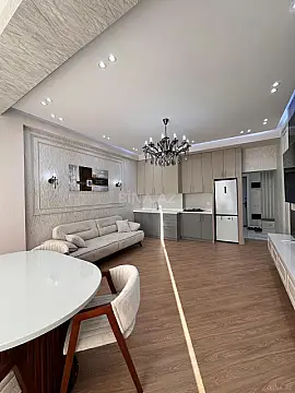 Satılır 2 otaqlı mənzil 60 m²