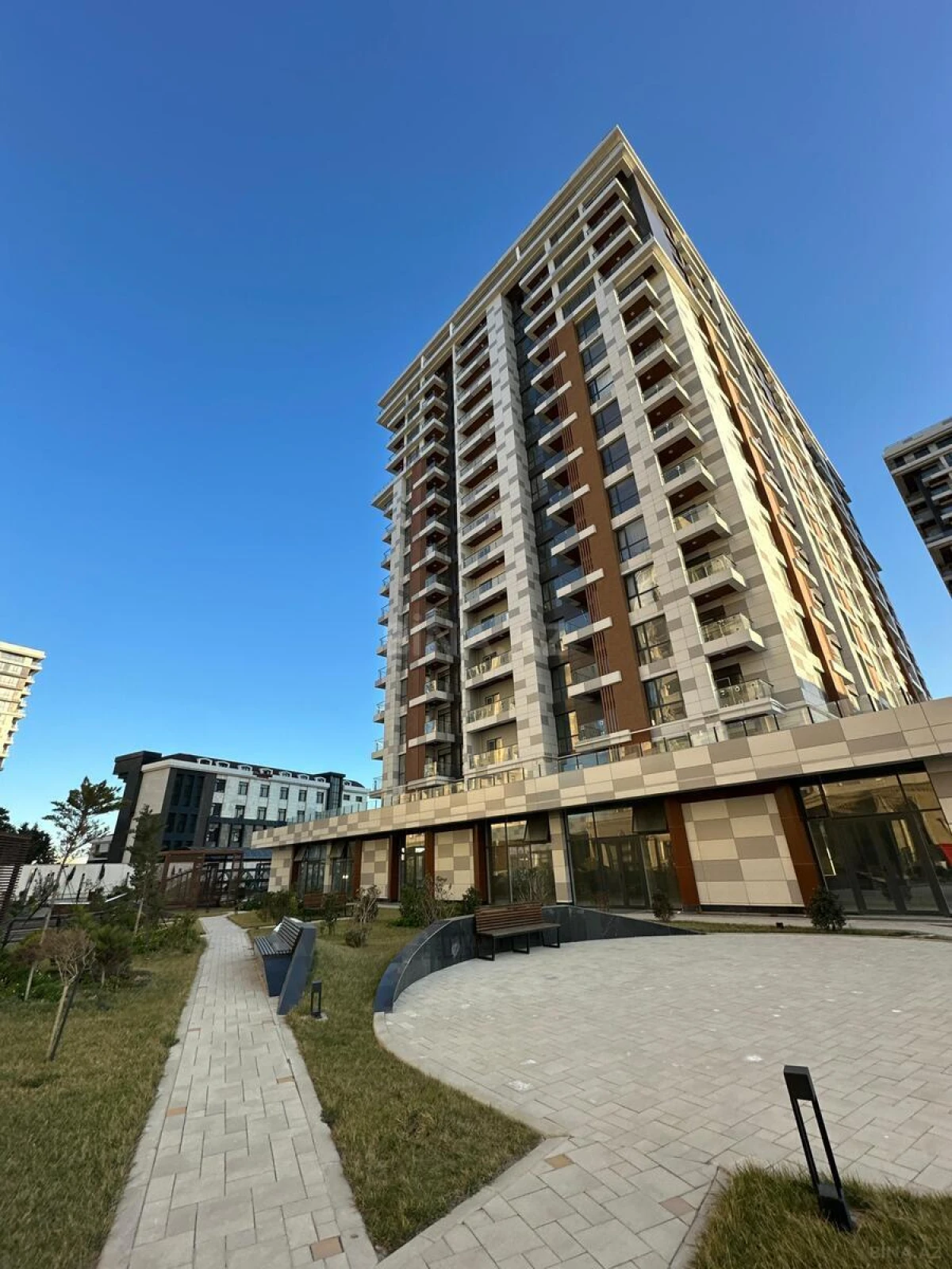 Satılır 2 otaqlı mənzil 60 m²