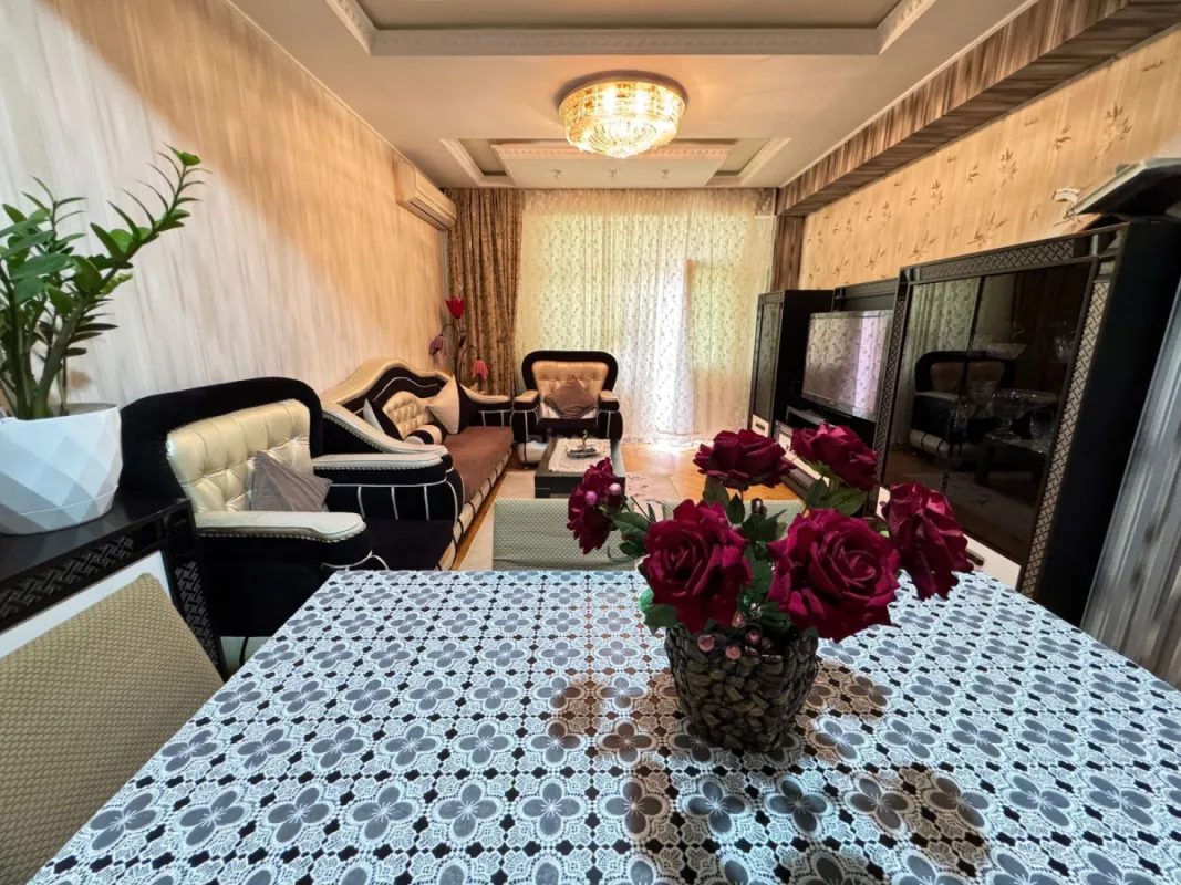 Satılır 3 otaqlı mənzil 120 m²