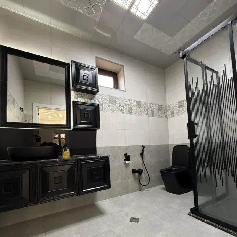 Kirayə verilir 4 otaqlı həyət evi 250 m²