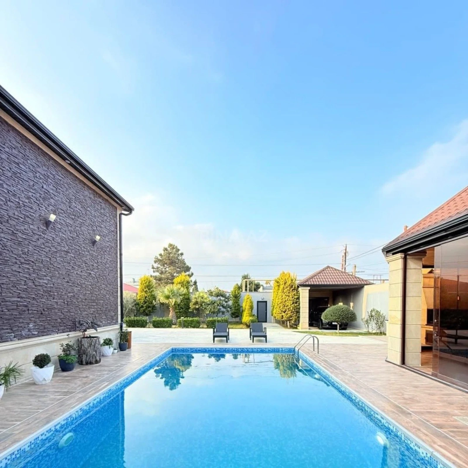 Kirayə verilir 4 otaqlı həyət evi 250 m²