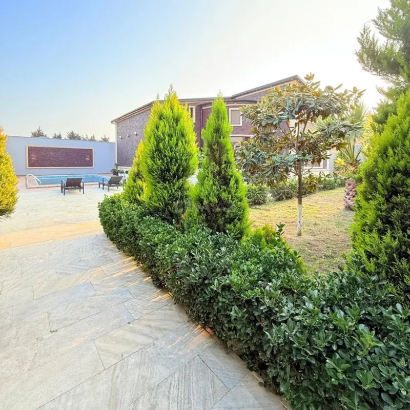 Kirayə verilir 4 otaqlı həyət evi 250 m²