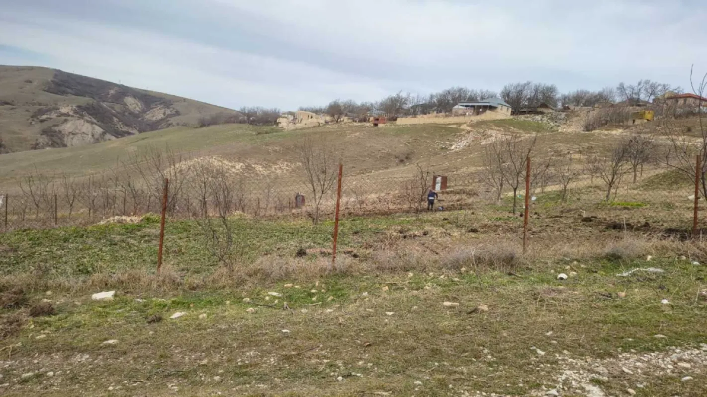 Satılır torpaq sahəsi 12 m²