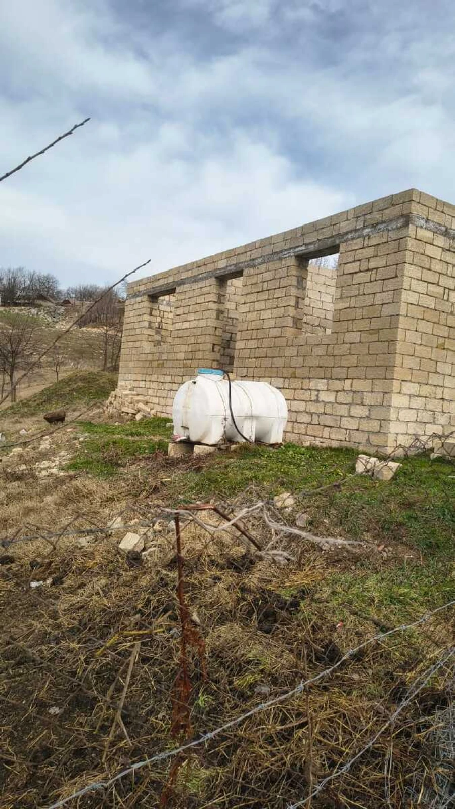 Satılır torpaq sahəsi 12 m²