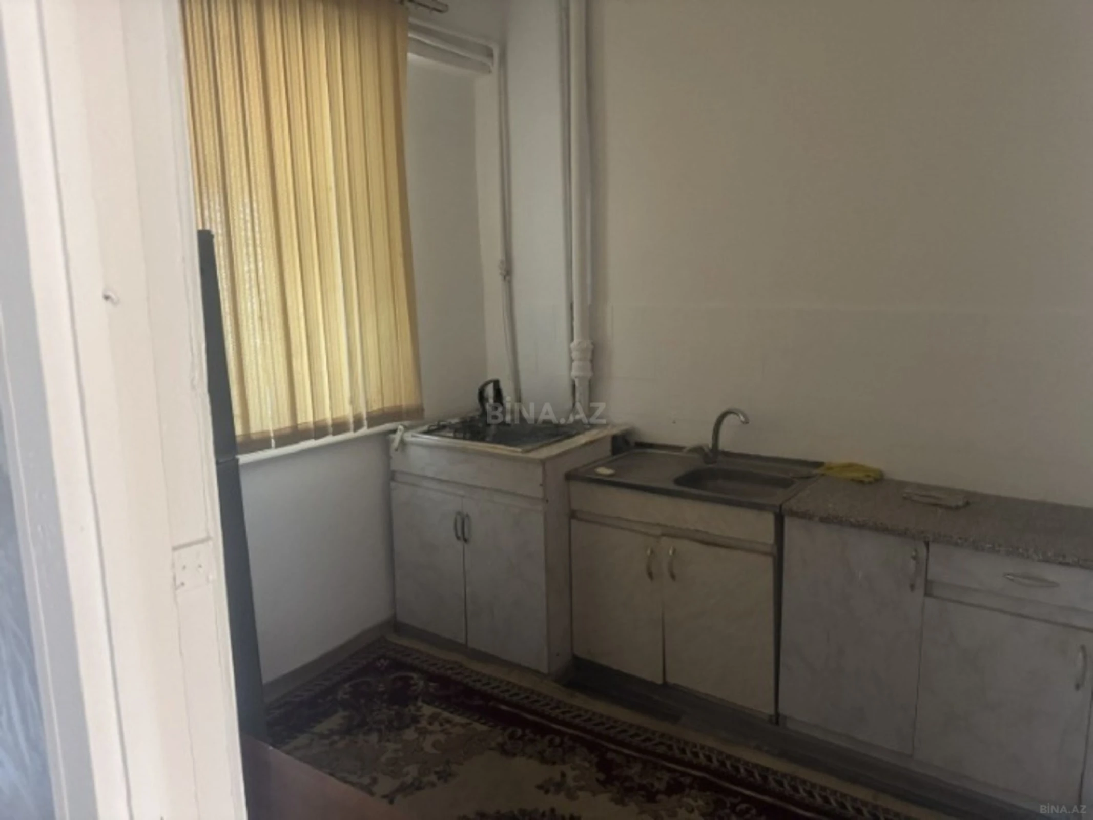 Kirayə verilir 2 otaqlı mənzil 90 m²