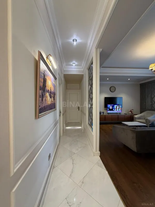 Kirayə verilir 3 otaqlı mənzil 111 m²