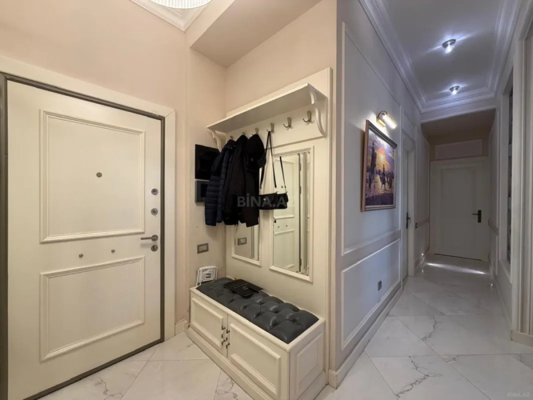 Kirayə verilir 3 otaqlı mənzil 111 m²