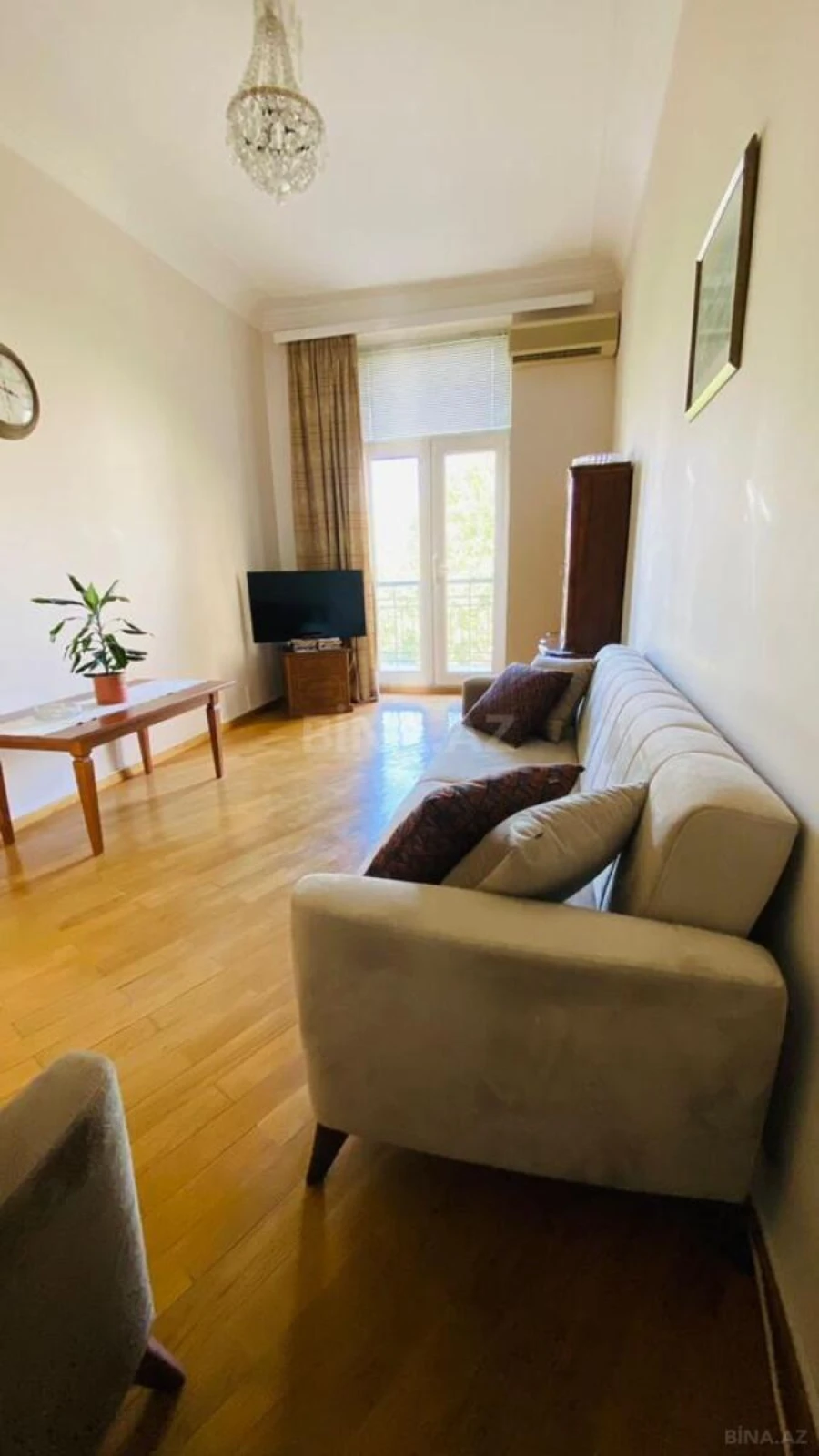 Kirayə verilir 2 otaqlı mənzil 65 m²