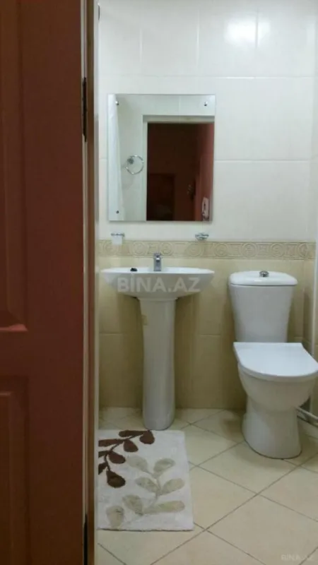 Kirayə verilir 2 otaqlı mənzil 65 m²