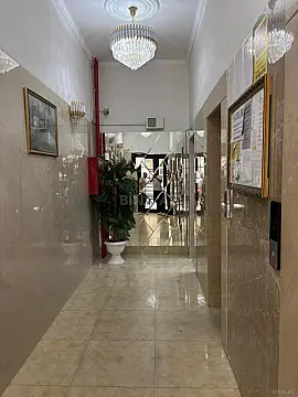 Satılır 4 otaqlı mənzil 160 m²