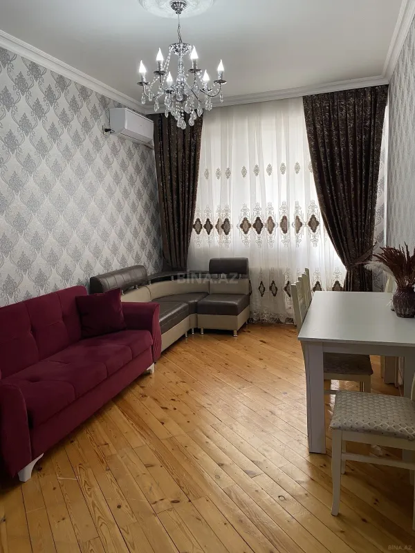 Kirayə verilir 2 otaqlı mənzil 50 m²