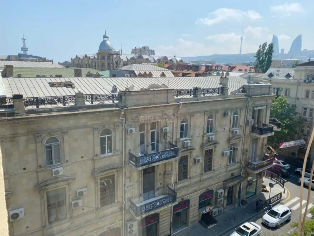 Kirayə verilir 3 otaqlı mənzil 95 m²