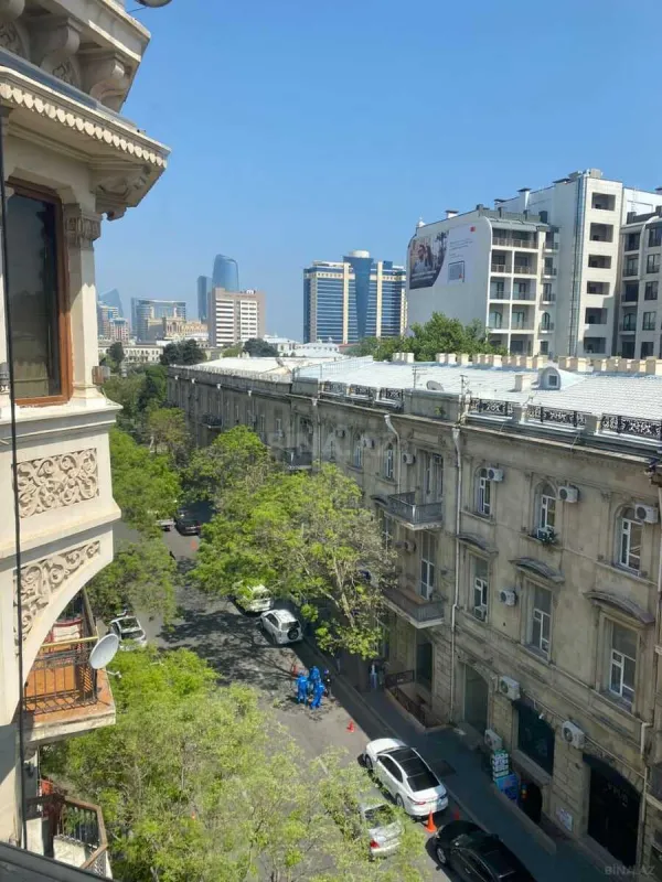 Kirayə verilir 3 otaqlı mənzil 95 m²