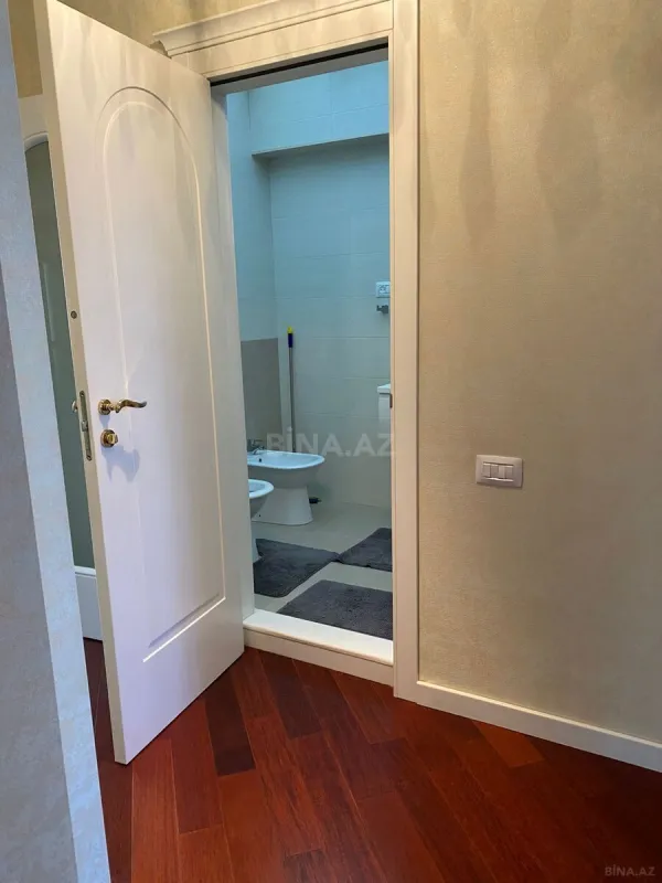 Kirayə verilir 3 otaqlı mənzil 95 m²