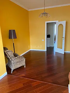 Kirayə verilir 3 otaqlı mənzil 95 m²