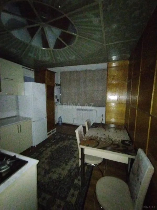 Satılır 4 otaqlı mənzil 100 m²